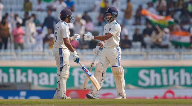 India vs england live score, 5th test day 1: ind vs eng, india's batters rohit sharma and yashasvi jaiswal during test cricket match