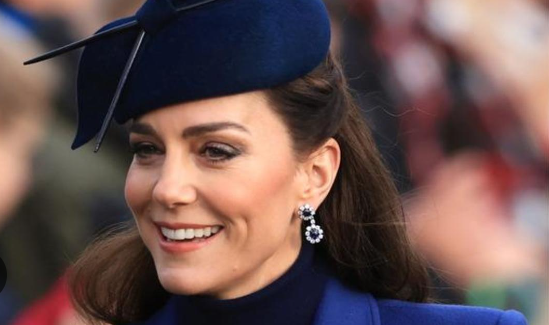 World first photo of princess kate since surgery released on britain's mother's day